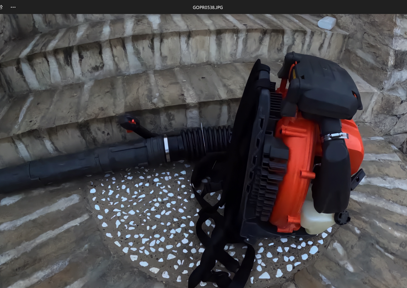 Suflantă Husqvarna pentru frunze